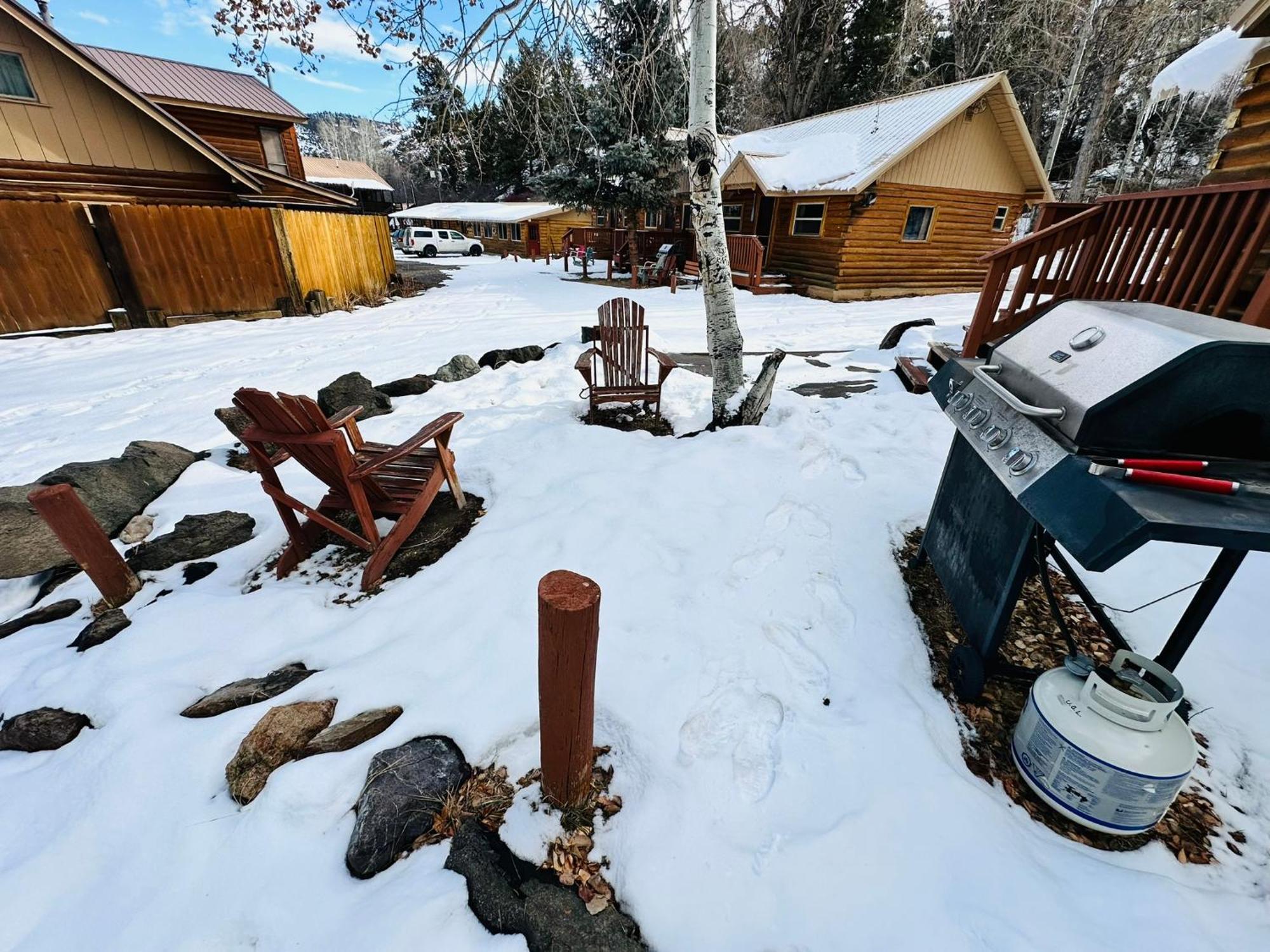 Ute Bluff Lodge, Cabins And Rv Park South Fork Eksteriør billede