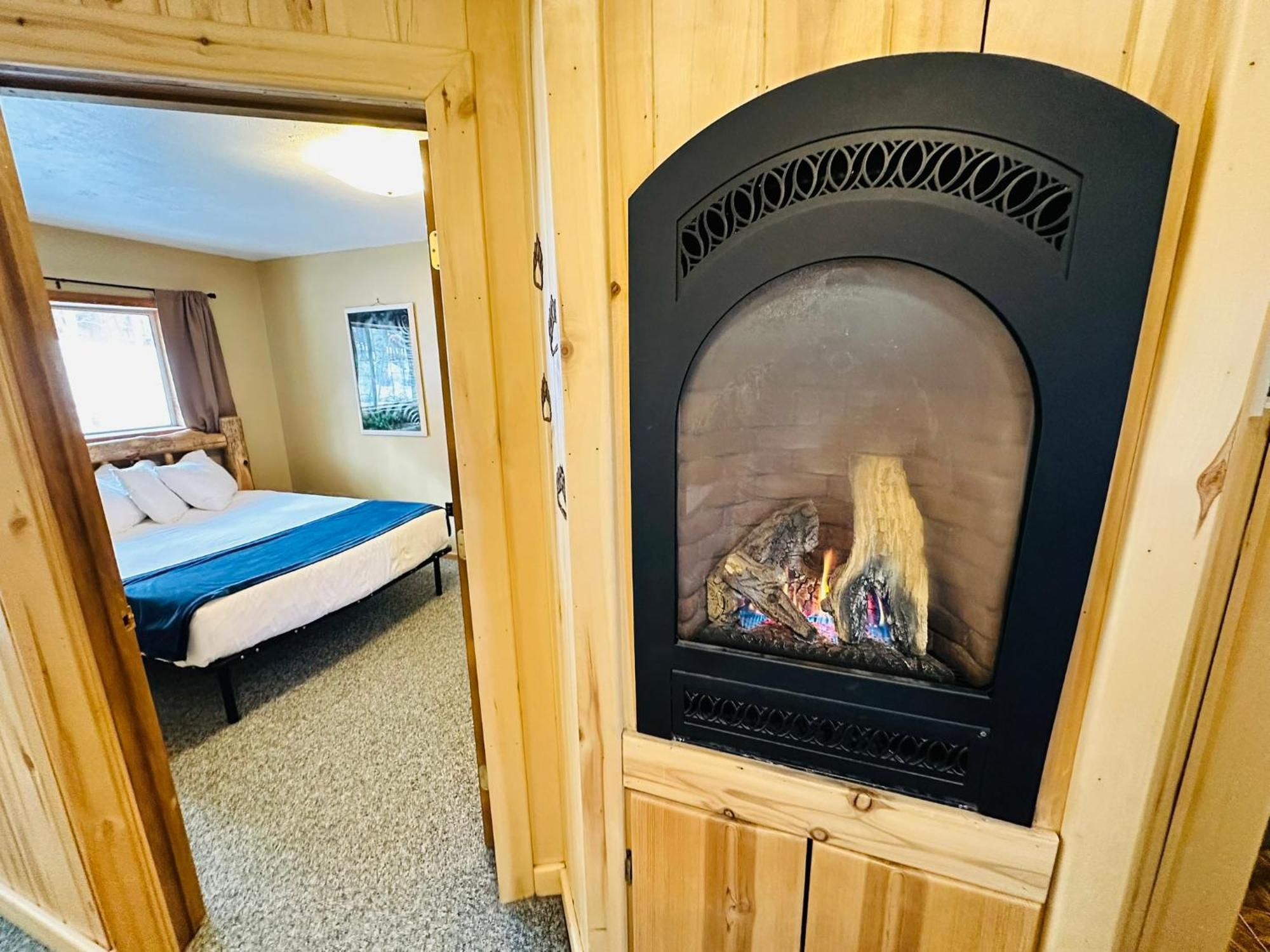 Ute Bluff Lodge, Cabins And Rv Park South Fork Eksteriør billede