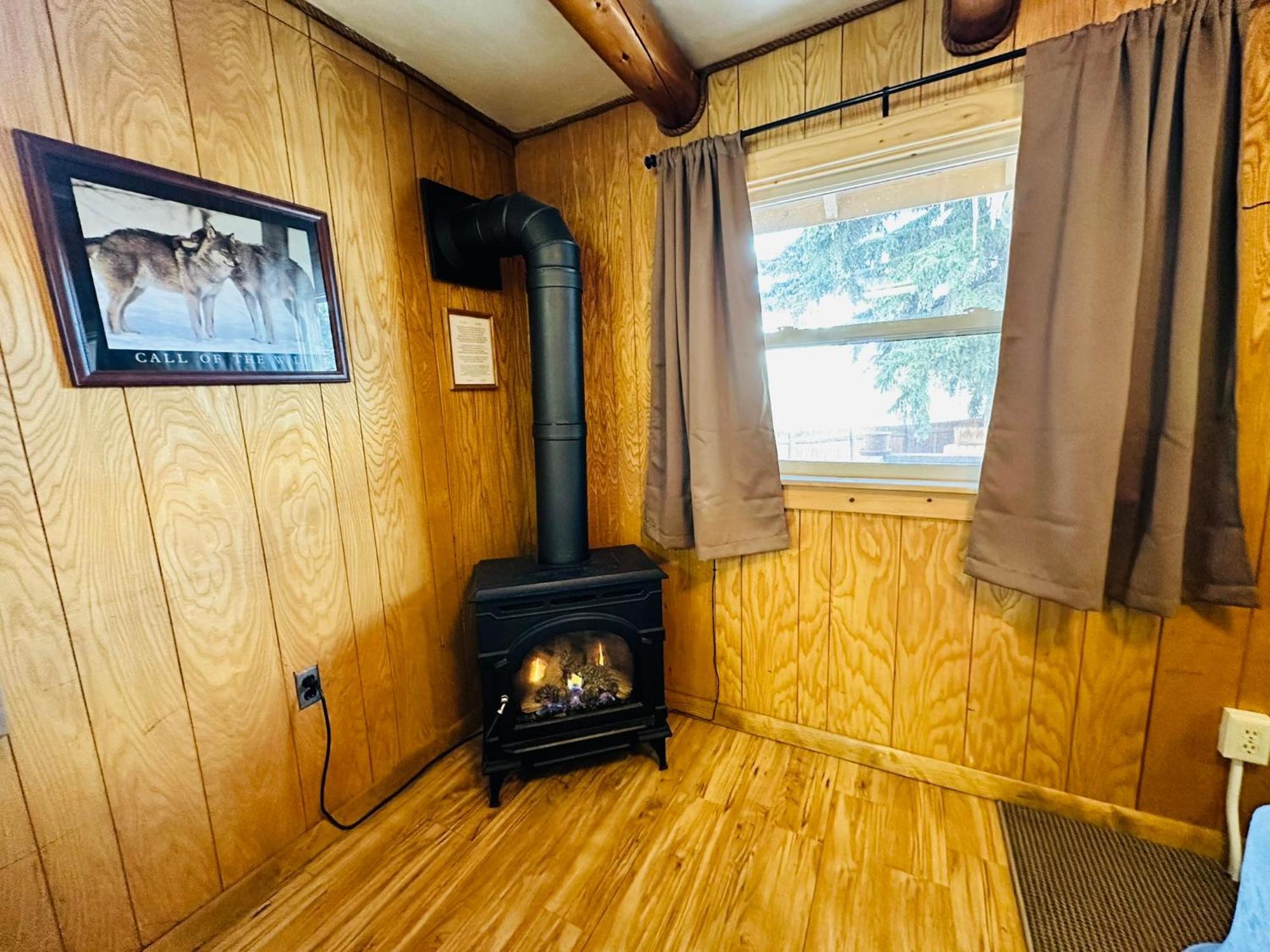 Ute Bluff Lodge, Cabins And Rv Park South Fork Eksteriør billede
