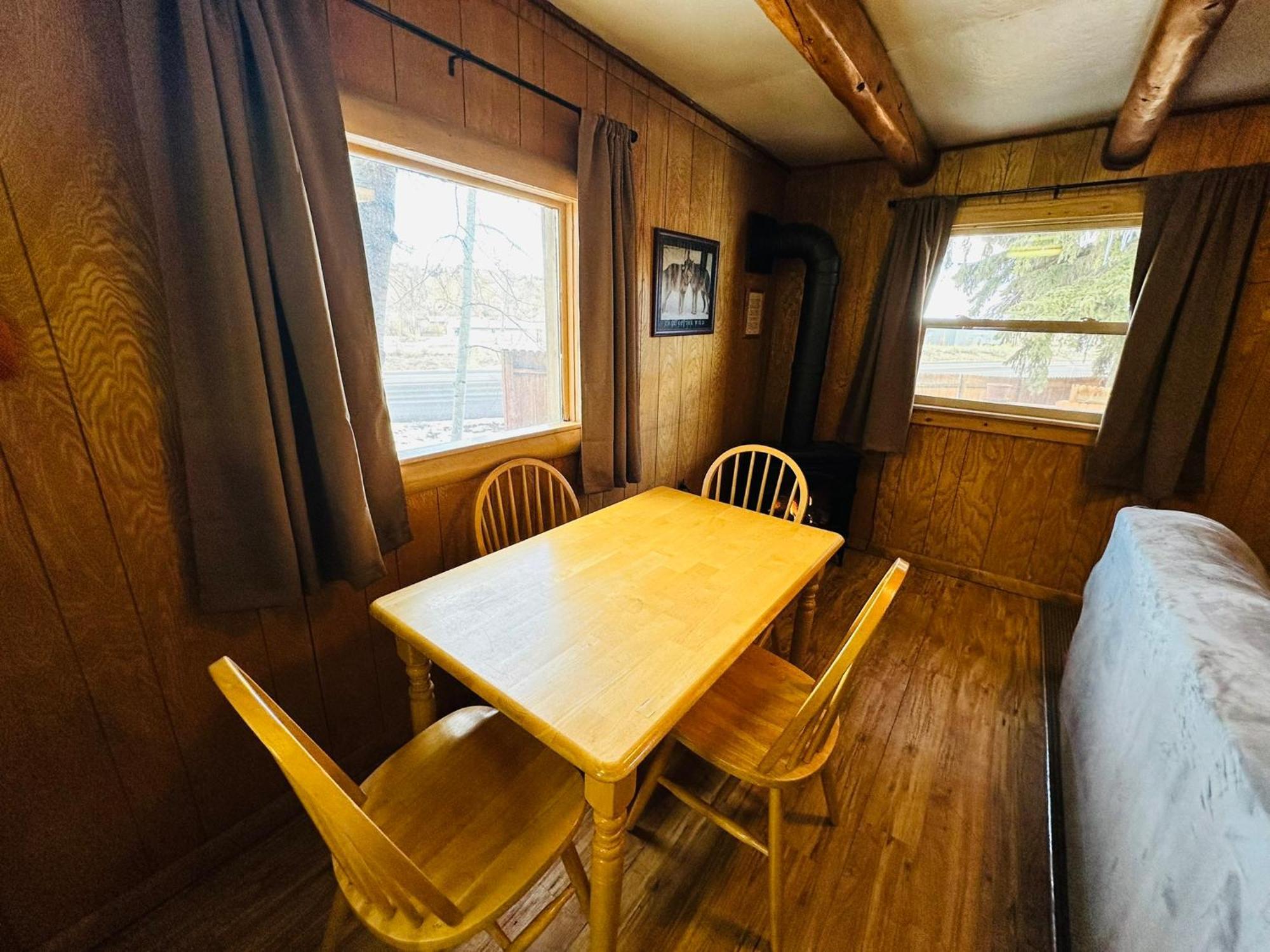 Ute Bluff Lodge, Cabins And Rv Park South Fork Eksteriør billede