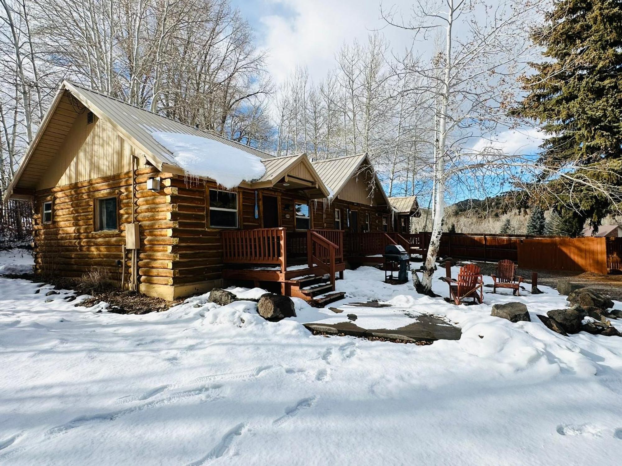 Ute Bluff Lodge, Cabins And Rv Park South Fork Eksteriør billede