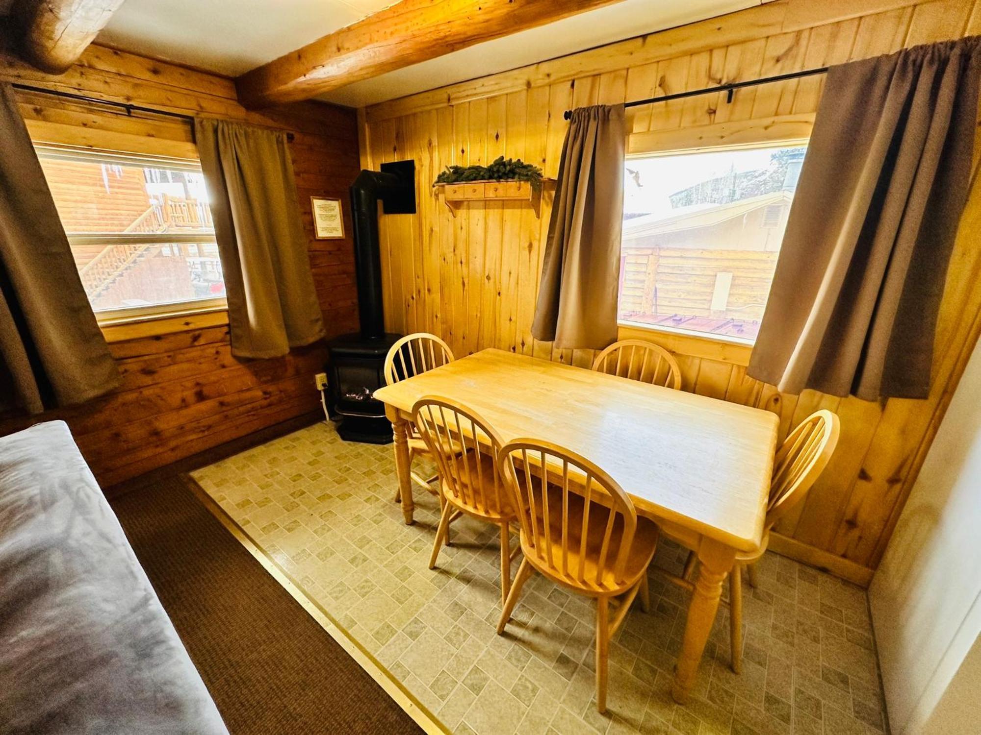 Ute Bluff Lodge, Cabins And Rv Park South Fork Eksteriør billede
