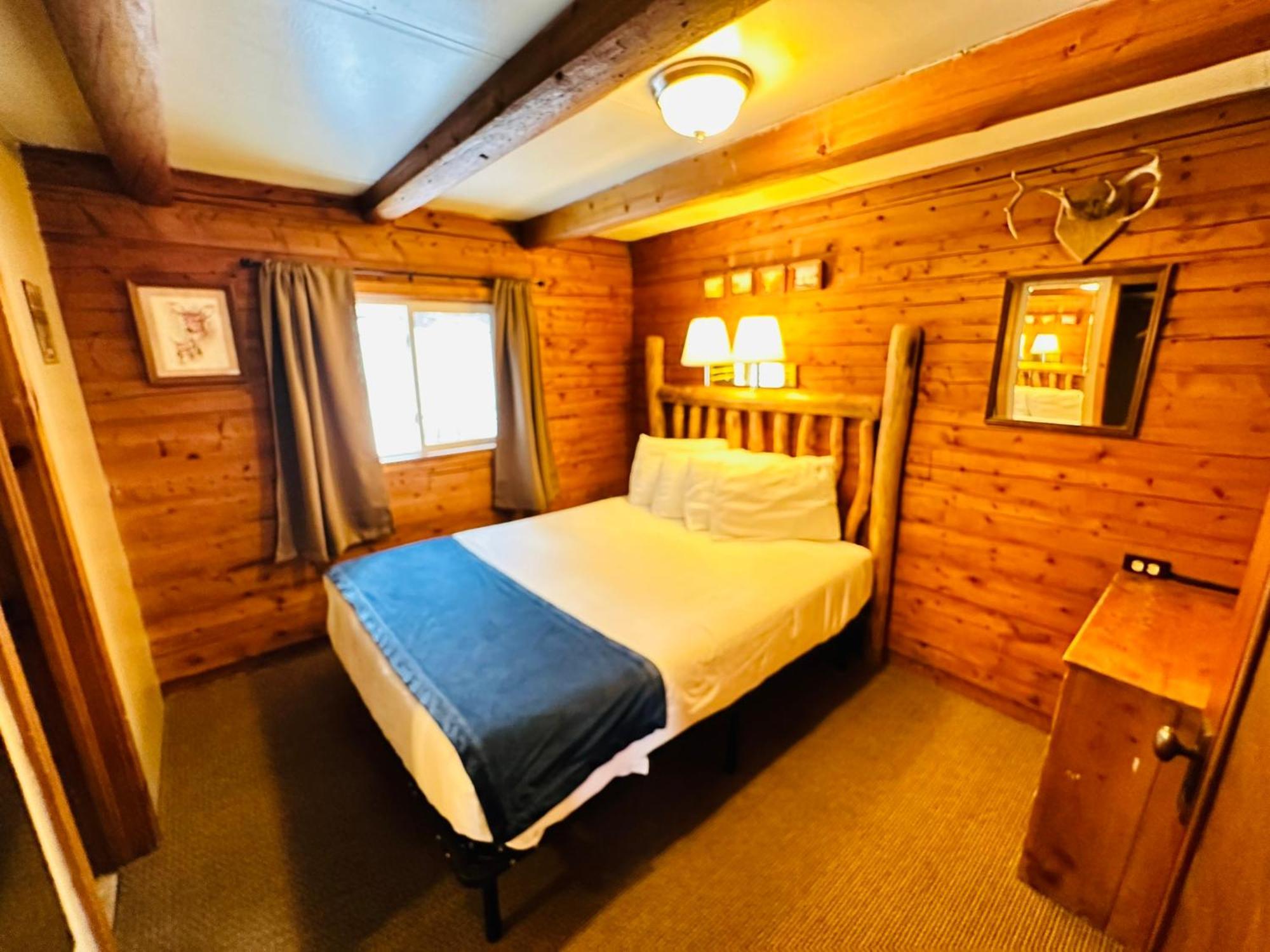 Ute Bluff Lodge, Cabins And Rv Park South Fork Eksteriør billede