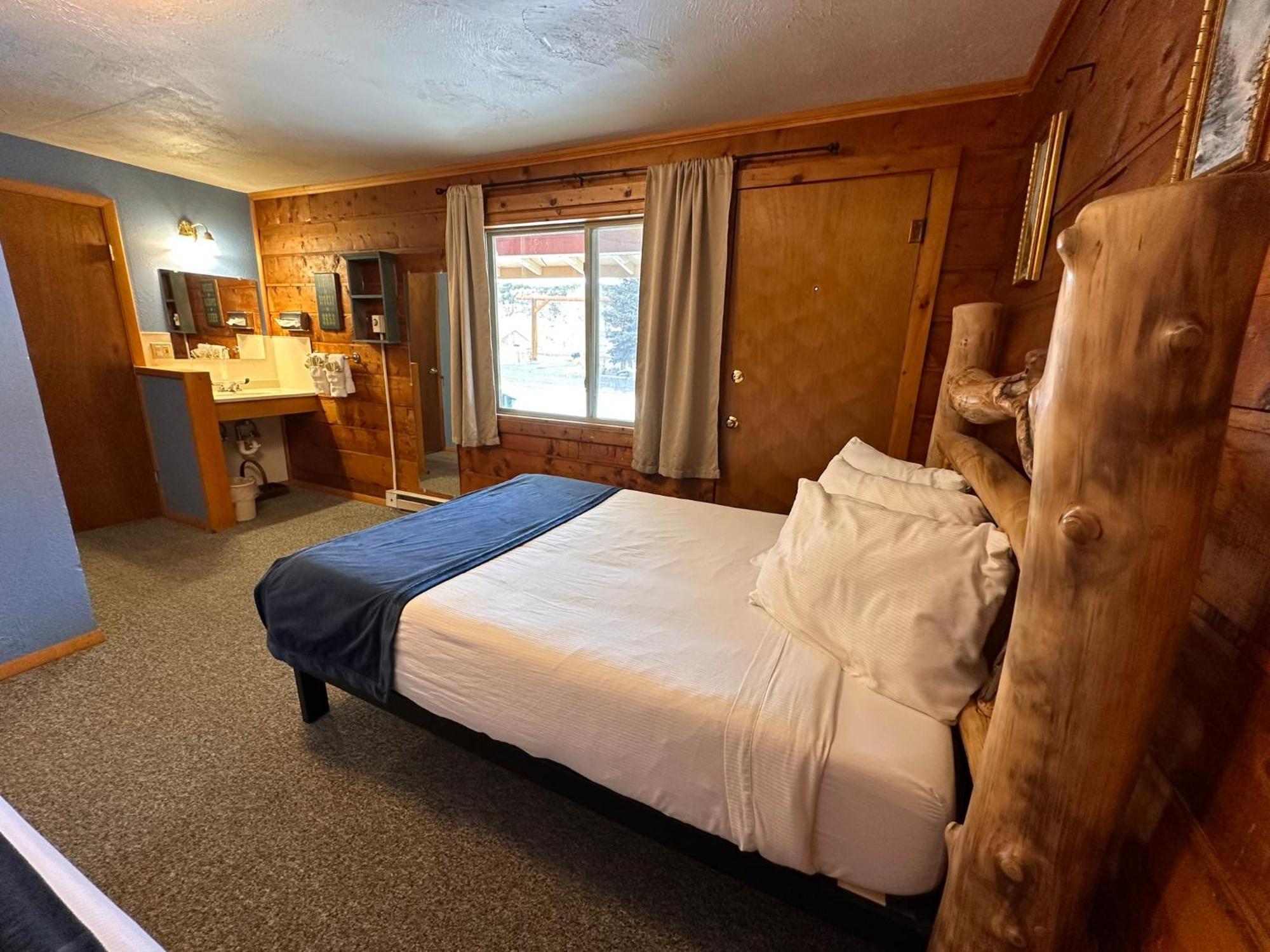 Ute Bluff Lodge, Cabins And Rv Park South Fork Eksteriør billede